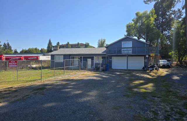 Photo of 1413 Northeast 136th Street