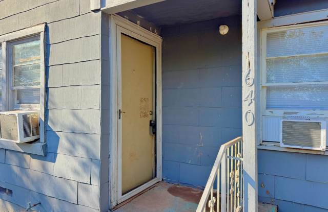 Affordable 2 Bed 1 Bath in Sunnyside Heights