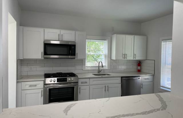 Photo of 830 Montclair Avenue