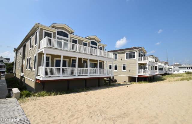 Photo of 233 Beachfront unit: 3