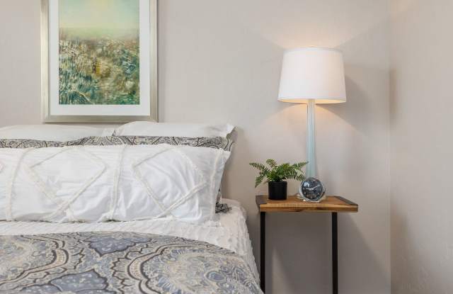 Wilson Creek Townhomes - $500 off with 6-months of free covered parking for move-ins by the end of the month (11/30).