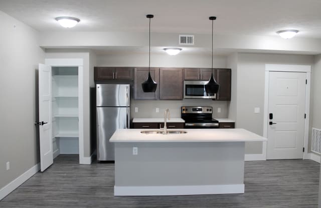 Photo of 1009 Sunrise Drive - 19