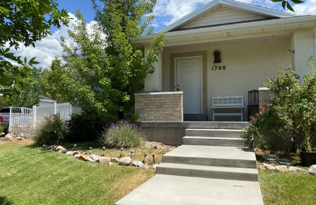 1708 Dean Ave - 1708 Dean Avenue, Tooele, UT 84074