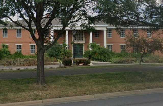 Photo of 1735 Merriman Road unit: 300