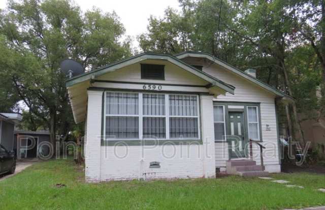 Photo of 6590 Sunset Dr