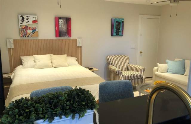 94 Main Street unit: 3