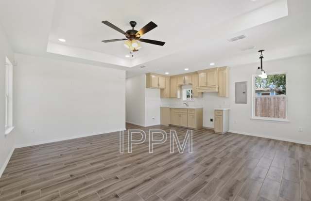 620 Llano Grande
