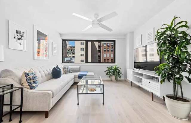 Photo of 16 West 16th Street