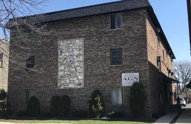 1124 Dunlop Avenue