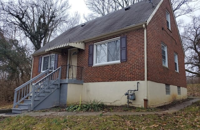 3592 Mchenry Ave - 3592 Mchenry Avenue, Cincinnati, OH 45225