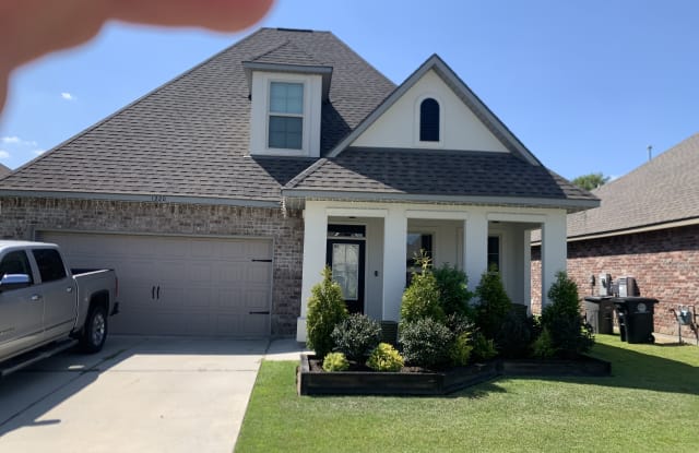 1220 Shadow Bluff Drive - 1220 Shadow Bluff Drive, Gardere, LA 70820