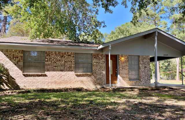 3 bedroom 1.5 bathroom