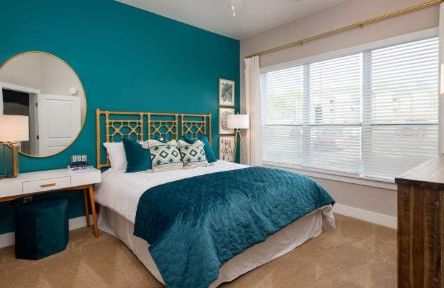 16200 Croft Drive Unit D32