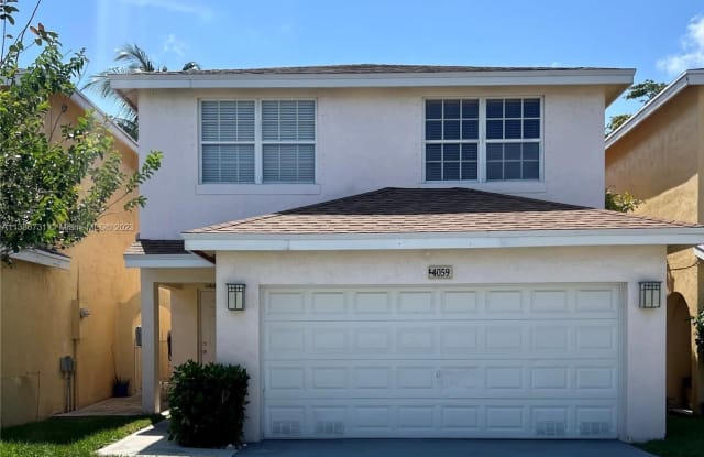 4059 Eastridge Cir - 4059 Eastridge Circle, Deerfield Beach, FL 33064