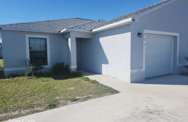 930 SE 6th Ct.