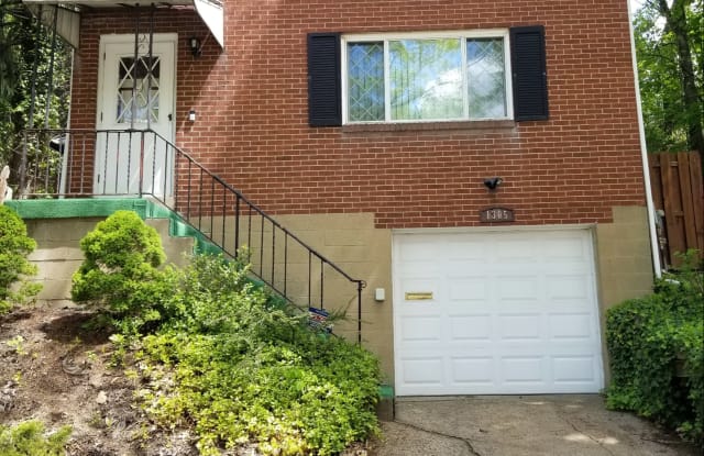 1305 Hill Avenue - 1305 Hill Avenue, Wilkinsburg, PA 15221