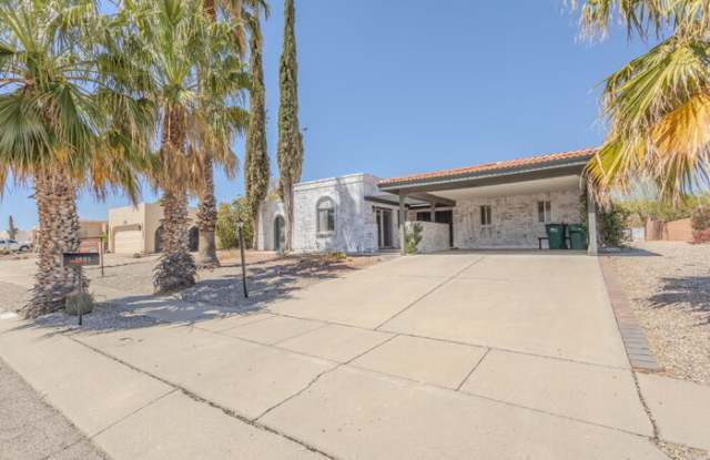 1321 North Paseo Maravilloso