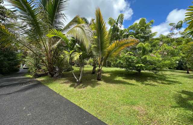 1bd  1 1/2 ba Fully Furnished  Move in Ready  all appliances included