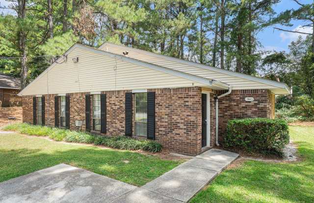 Photo of 3BR/2BA Duplex in the Heart of Snellville!