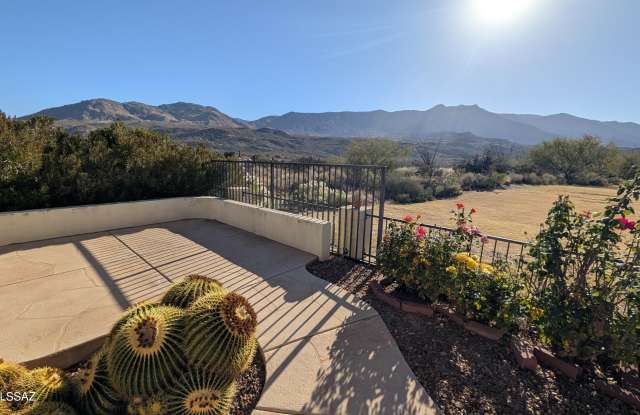 65265 E Canyon Drive