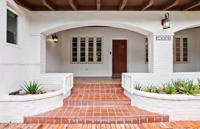 1808 Granada Blvd