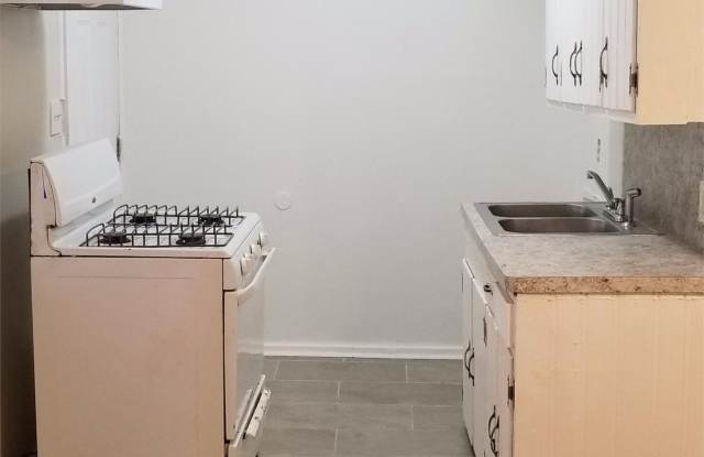 950 Stallings Avenue, SE