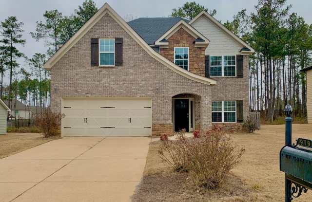 Beautiful 2 Story Home in W Richland