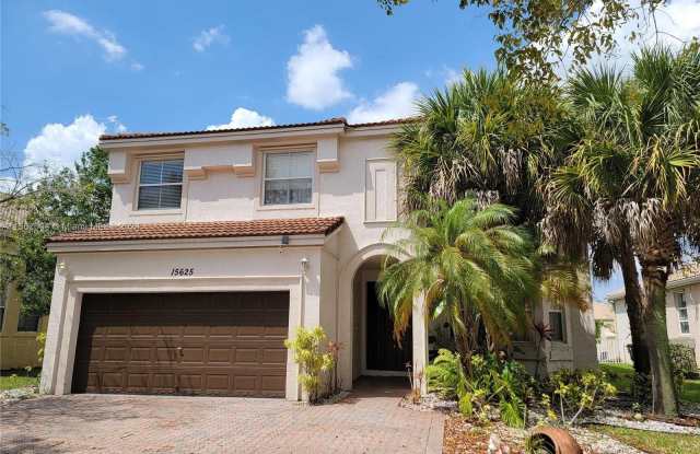 15625 SW 52nd Ct