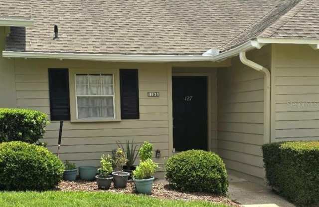 1198 VILLA LANE