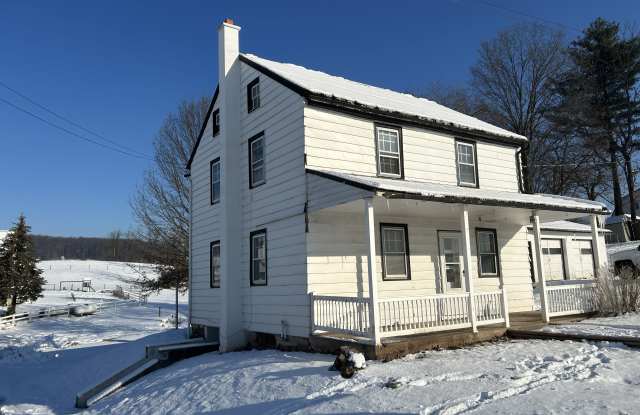 1943 Smoketown School Rd