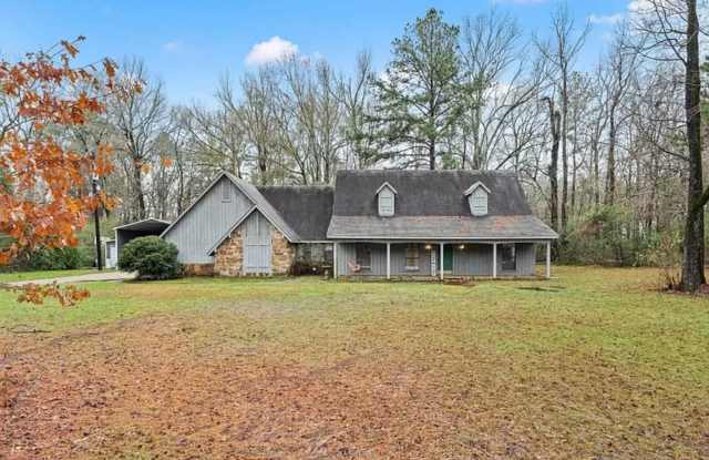 Charming in Greenwood!!! - 8967 Meadow Creek Drive, Caddo County, LA 71129