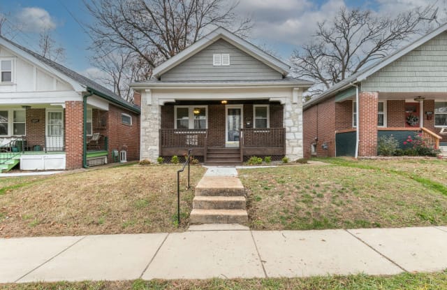 2255 Yale Ave - 2255 Yale Avenue, Maplewood, MO 63143