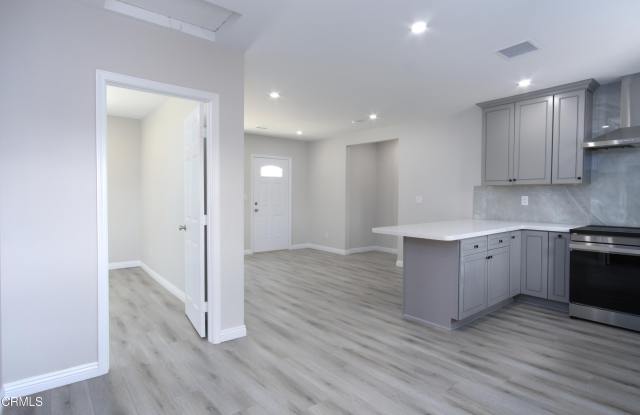 123 South Juanita Avenue