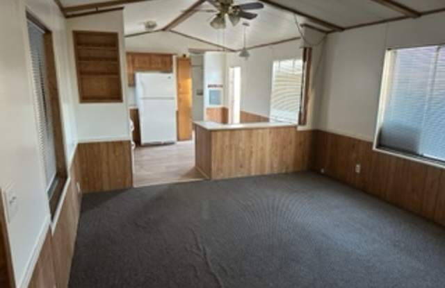 678 Dillon Dr. Spring Creek, NV