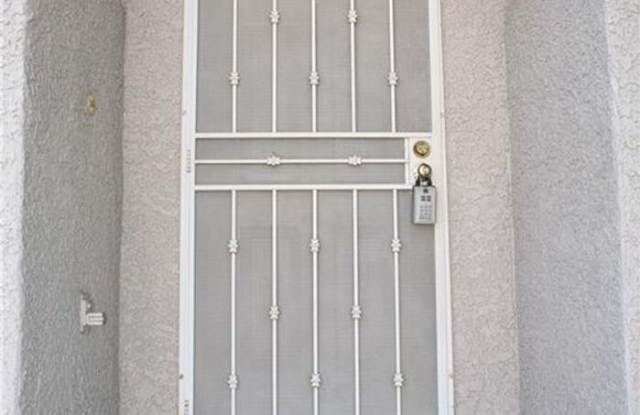 2607 Country Maple Avenue