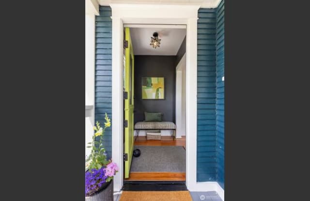 1307 26th Avenue South