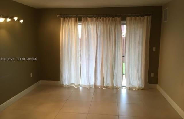 11213 SW 88 ST