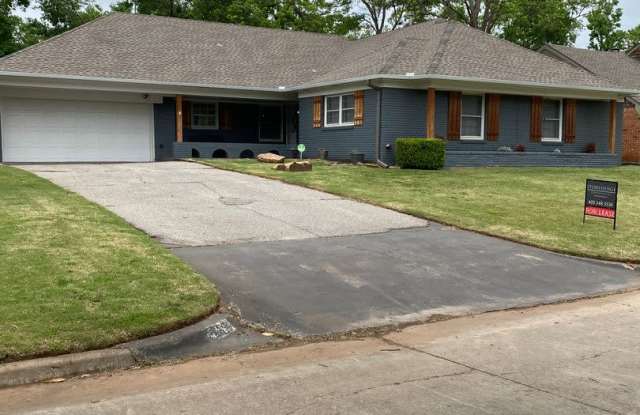 Executive Home in Wilemans Belle Isle - 2113 Northwest 60th Street, Oklahoma City, OK 73112