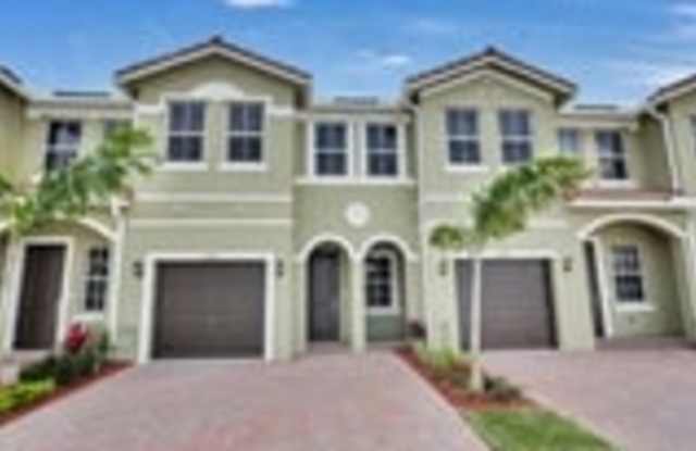 Palm Breeze at Keys Gate