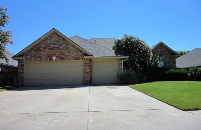 New pictures of flooring coming soon! Gorgeous home!!! Great neighborhood!!! - 405 Misty Ridge Drive, Norman, OK 73071