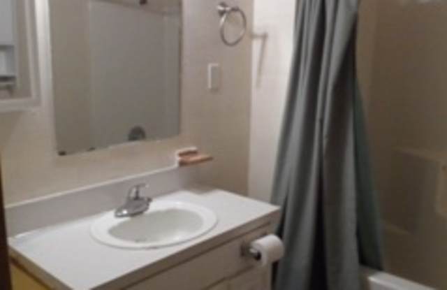 Cozy 2bd 1ba Beach Cabin