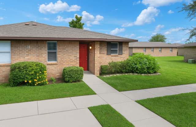 Photo of Cozy 2 Bedroom Apartment in Eagle Lake