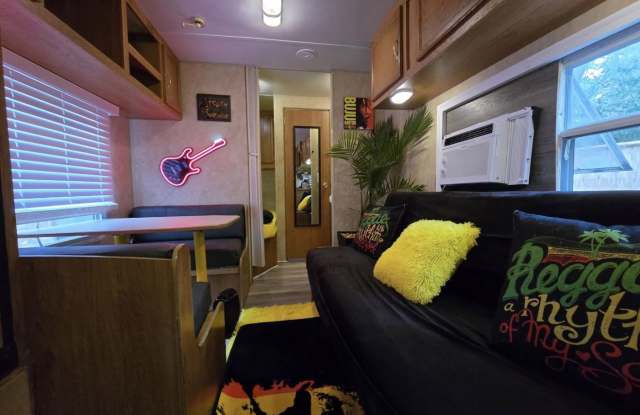 15433 Southwest 42nd Court Road