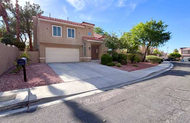 Stunning Updated 4-Bedroom Home with Private Spa in Summerlin North