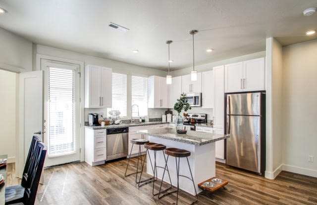 2800 North Hill Field Road Unit C32