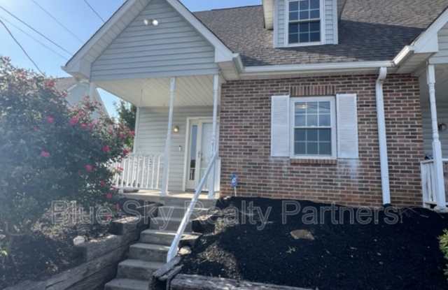 2119 Silverbrook Dr