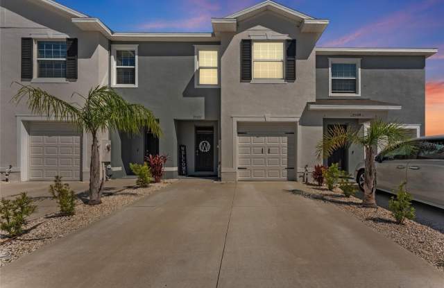 33105 MAJOR OAK DRIVE