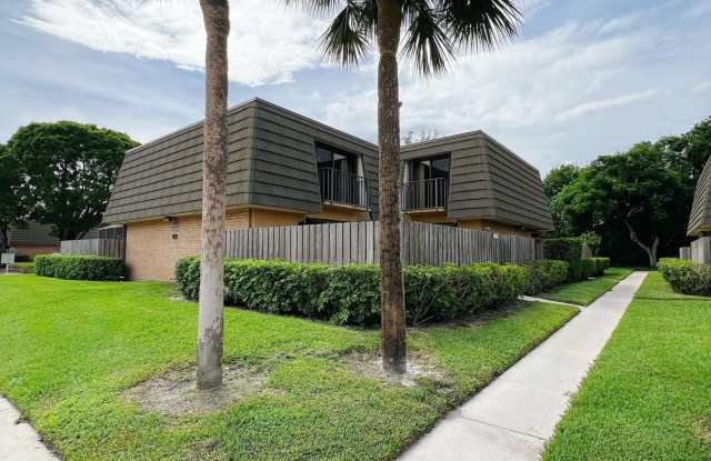 4504 45th Way