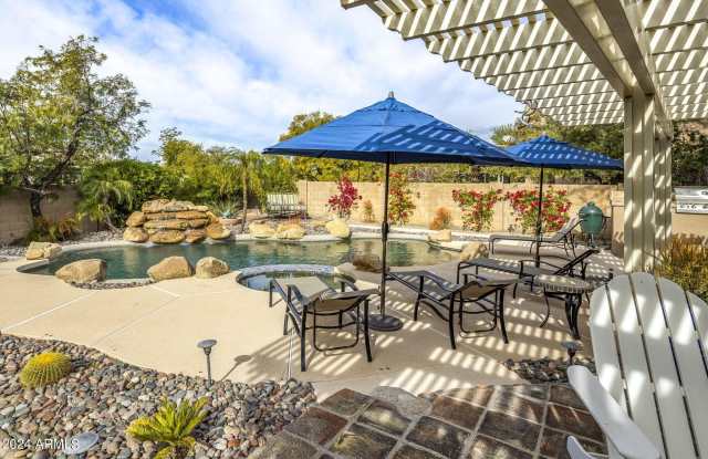 Photo of 10912 E Butherus Drive