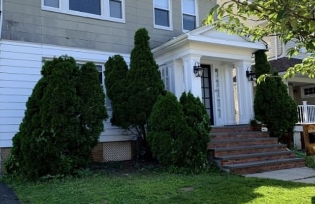 630 BAILEY AVE - 630 Bailey Avenue, Elizabeth, NJ 07208